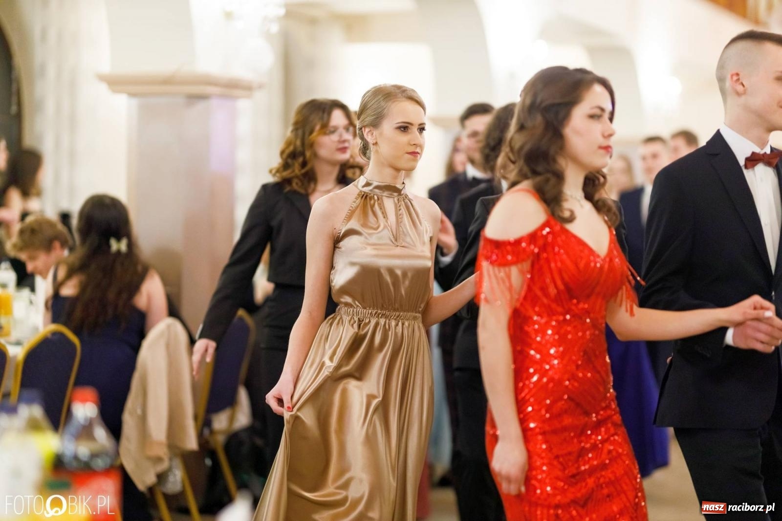 Zdjęcie w galerii na portalu naszraciborz.pl: Studniówka I LO im. Jana Kasprowicza [FOTO i WIDEO] wiadomości z regionu