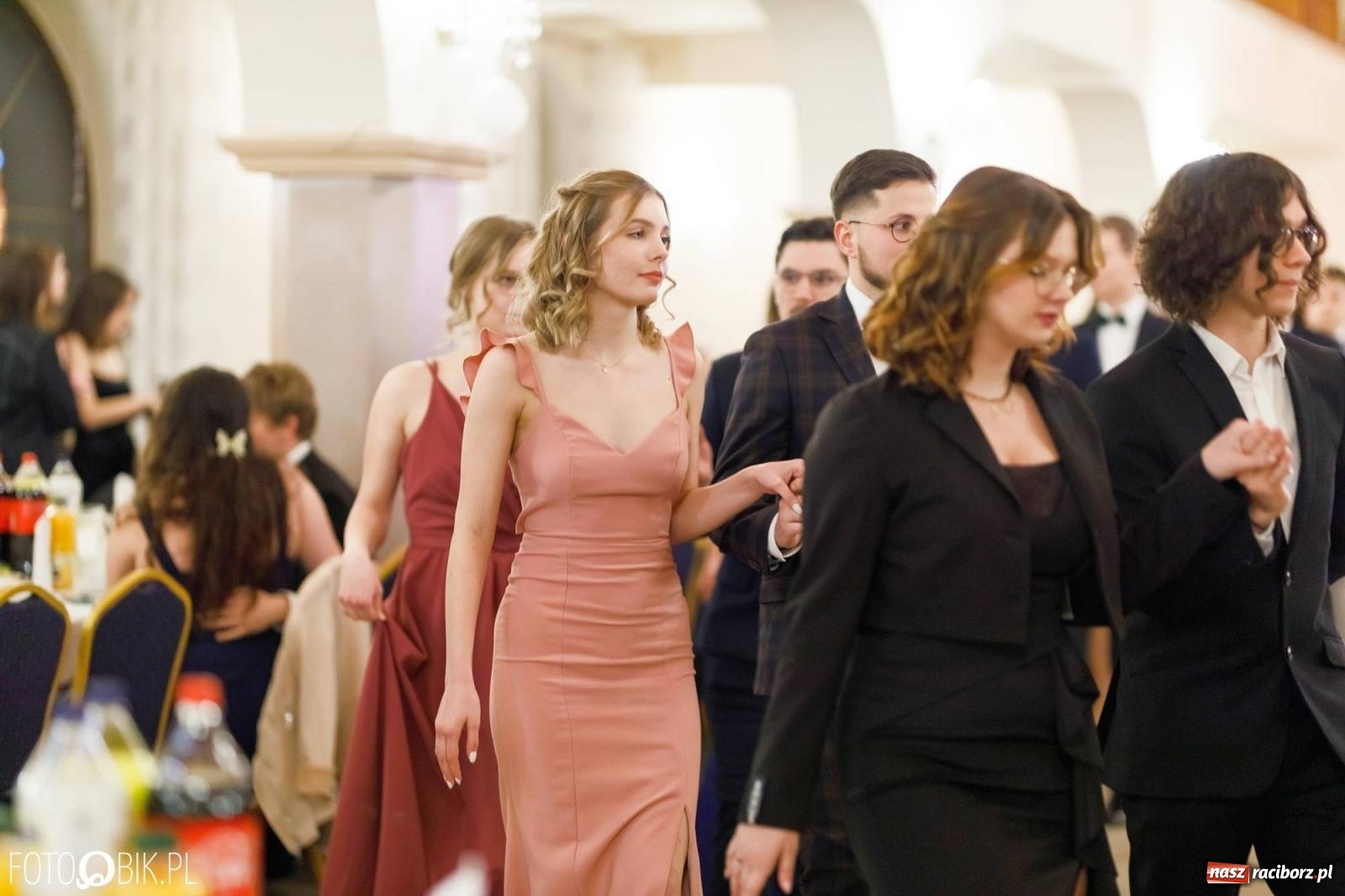 Zdjęcie w galerii na portalu naszraciborz.pl: Studniówka I LO im. Jana Kasprowicza [FOTO i WIDEO] wiadomości z regionu
