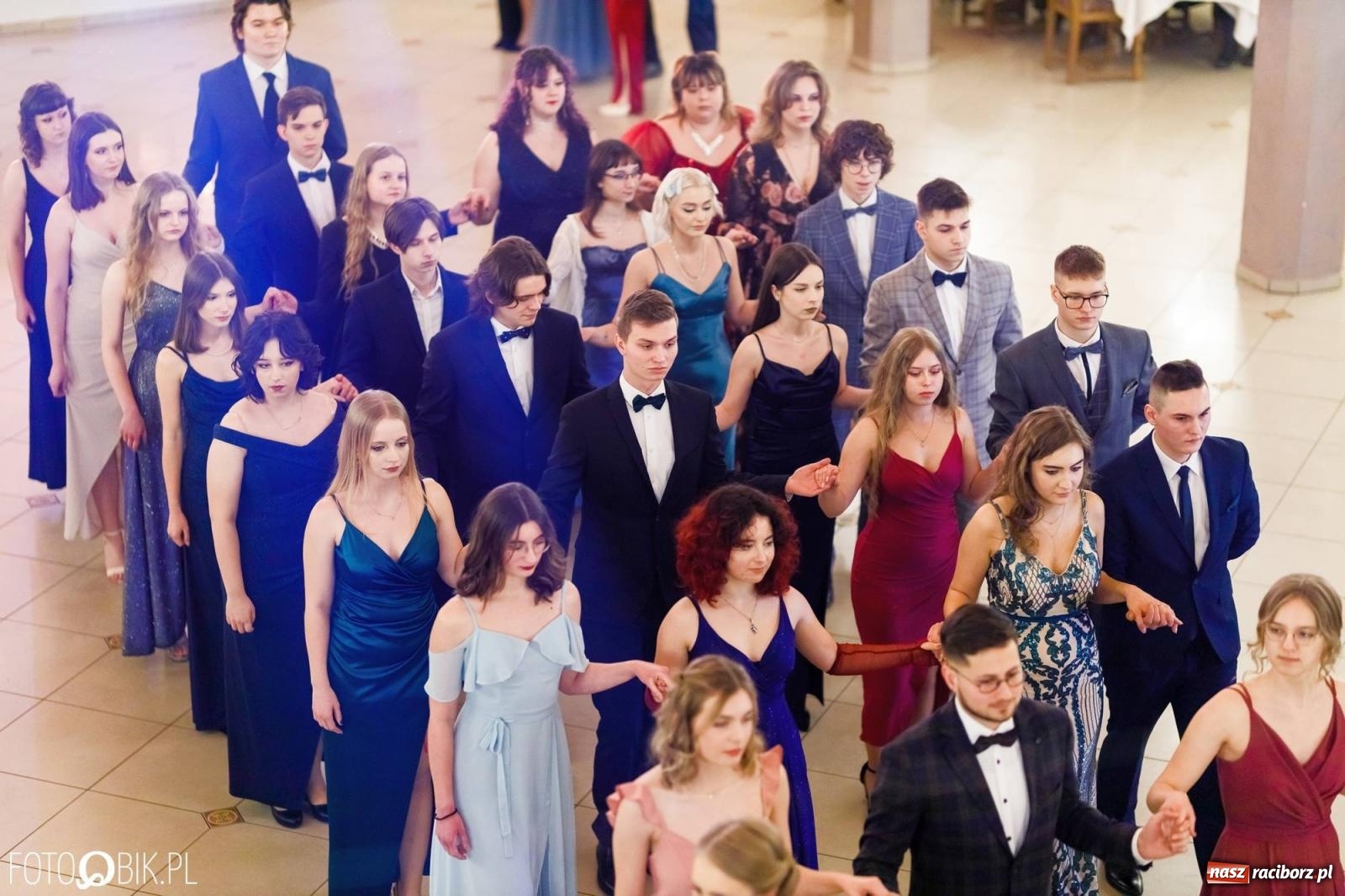 Zdjęcie w galerii na portalu naszraciborz.pl: Studniówka I LO im. Jana Kasprowicza [FOTO i WIDEO] wiadomości z regionu