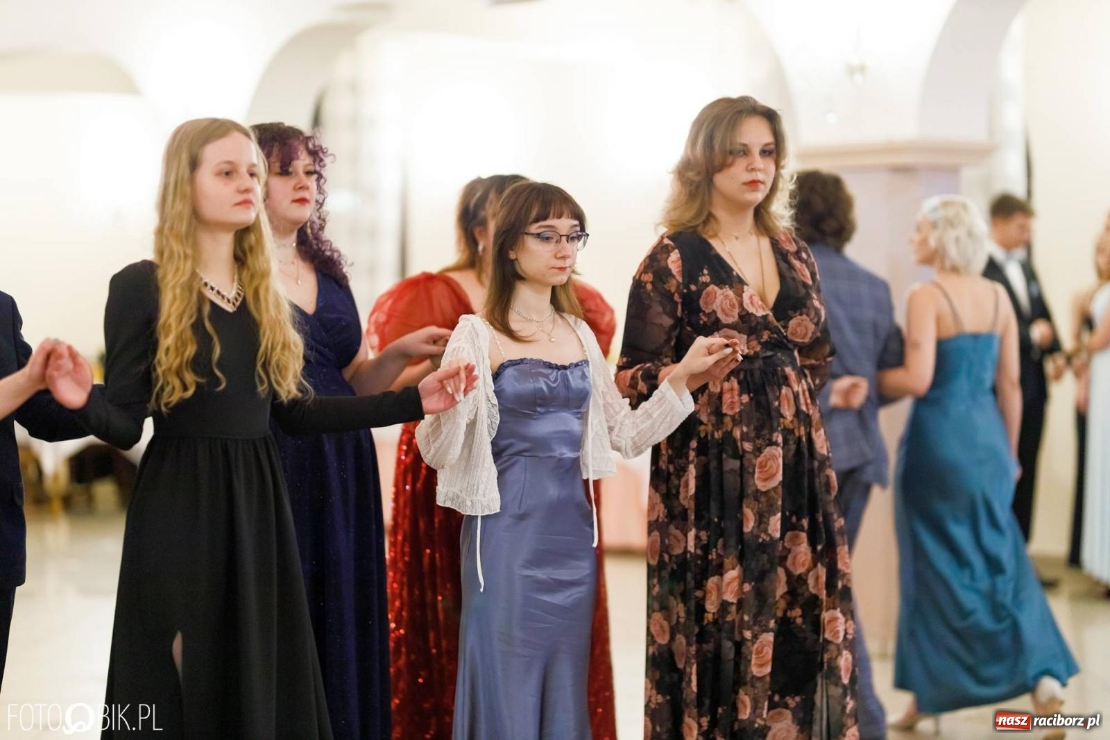 Zdjęcie w galerii na portalu naszraciborz.pl: Studniówka I LO im. Jana Kasprowicza [FOTO i WIDEO] wiadomości z regionu