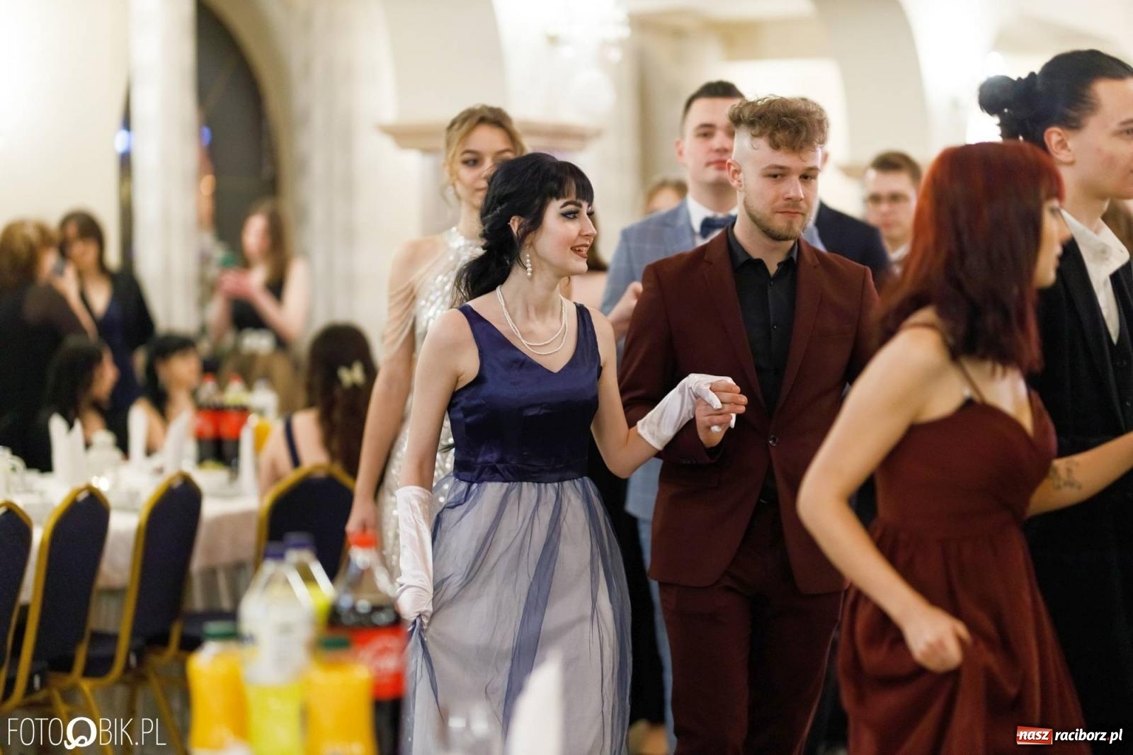 Zdjęcie w galerii na portalu naszraciborz.pl: Studniówka I LO im. Jana Kasprowicza [FOTO i WIDEO] wiadomości z regionu