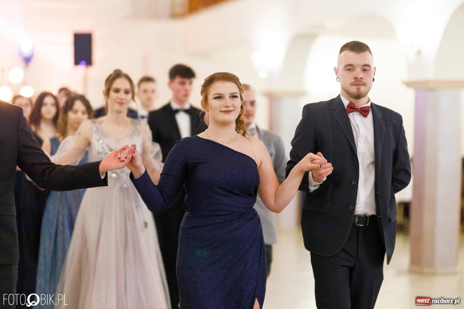 Zdjęcie w galerii na portalu naszraciborz.pl: Studniówka I LO im. Jana Kasprowicza [FOTO i WIDEO] wiadomości z regionu