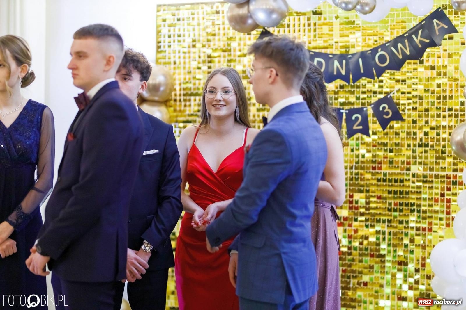 Zdjęcie w galerii na portalu naszraciborz.pl: Studniówka I LO im. Jana Kasprowicza [FOTO i WIDEO] wiadomości z regionu