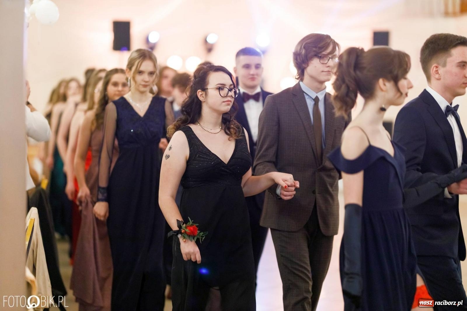 Zdjęcie w galerii na portalu naszraciborz.pl: Studniówka I LO im. Jana Kasprowicza [FOTO i WIDEO] wiadomości z regionu