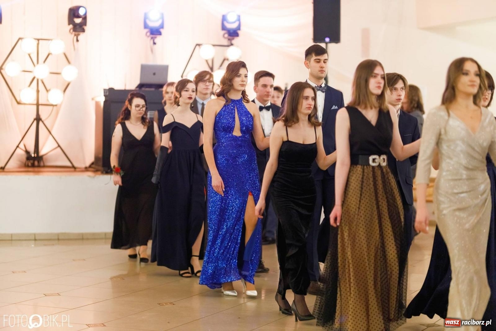 Zdjęcie w galerii na portalu naszraciborz.pl: Studniówka I LO im. Jana Kasprowicza [FOTO i WIDEO] wiadomości z regionu