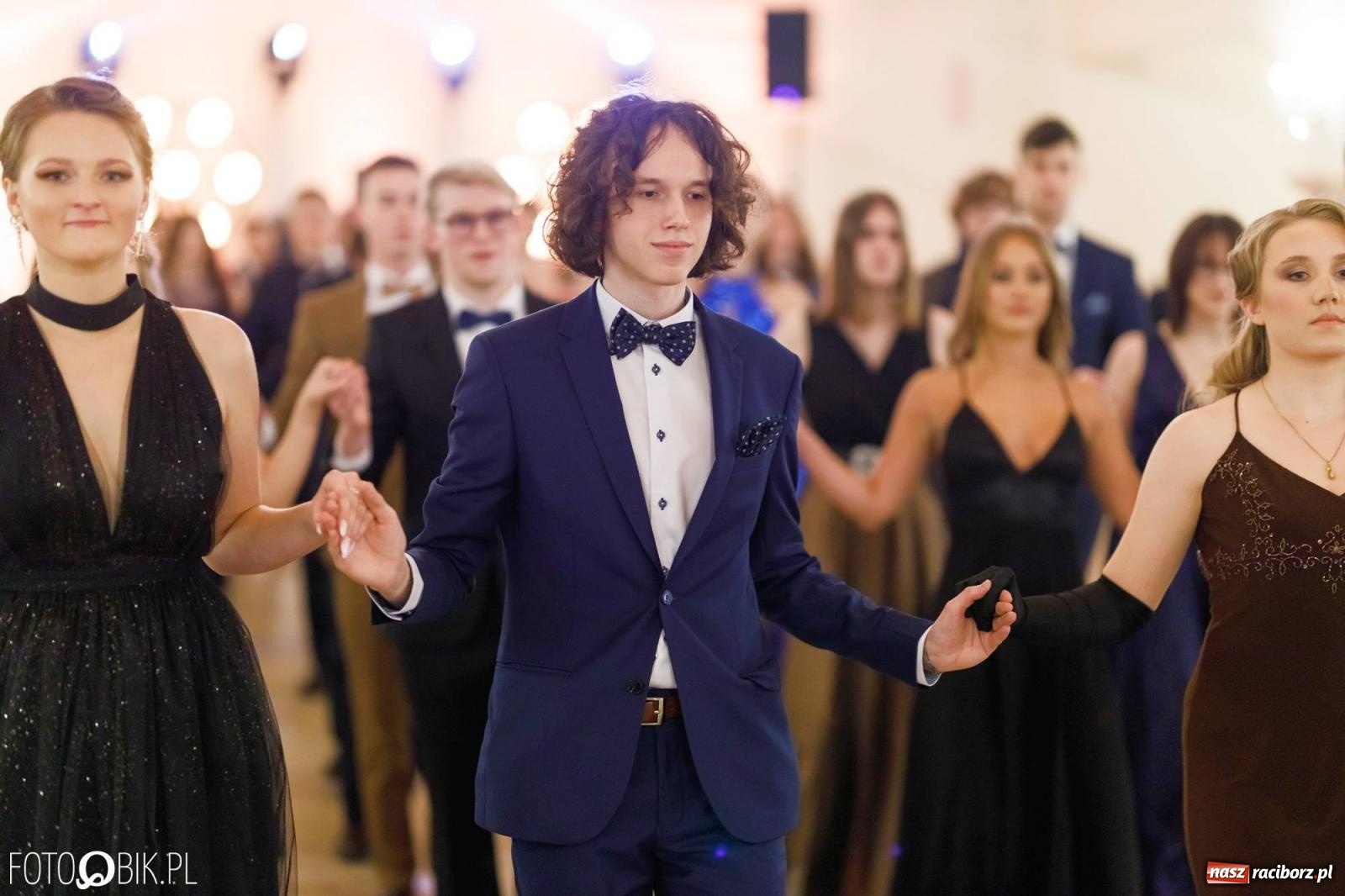 Zdjęcie w galerii na portalu naszraciborz.pl: Studniówka I LO im. Jana Kasprowicza [FOTO i WIDEO] wiadomości z regionu