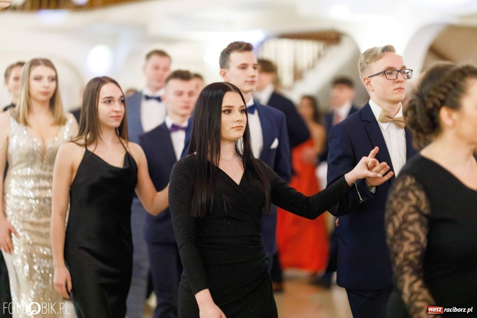 Zdjęcie w galerii na portalu naszraciborz.pl: Studniówka I LO im. Jana Kasprowicza [FOTO i WIDEO] wiadomości z regionu