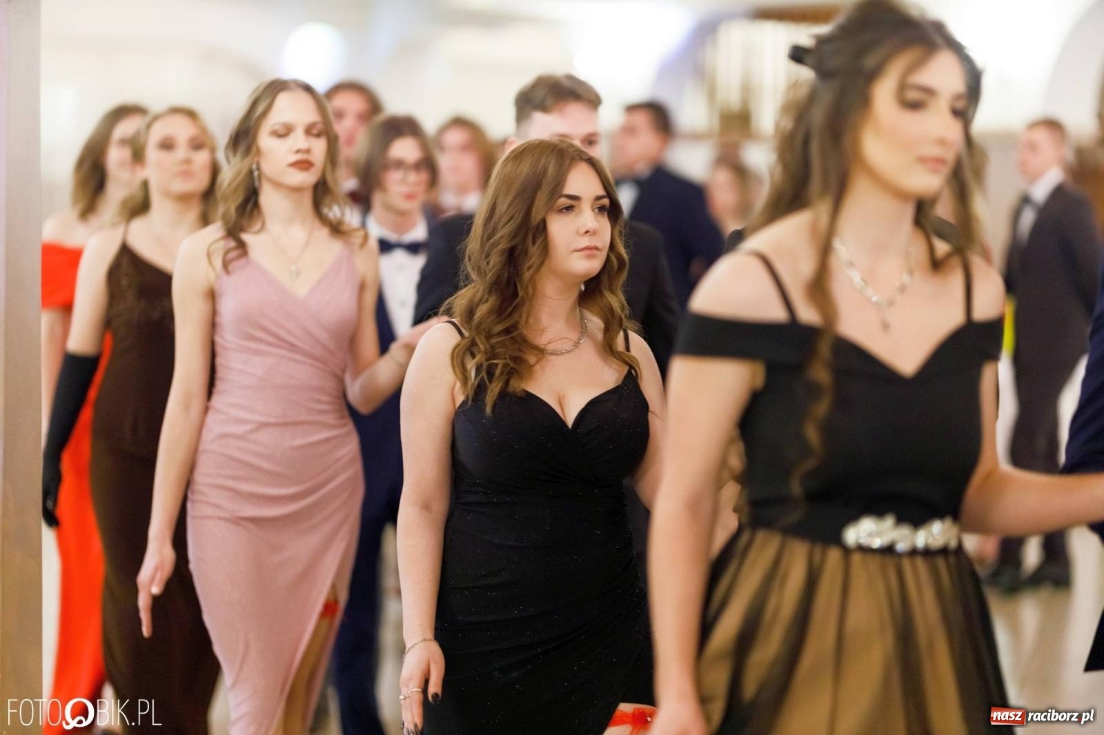 Zdjęcie w galerii na portalu naszraciborz.pl: Studniówka I LO im. Jana Kasprowicza [FOTO i WIDEO] wiadomości z regionu