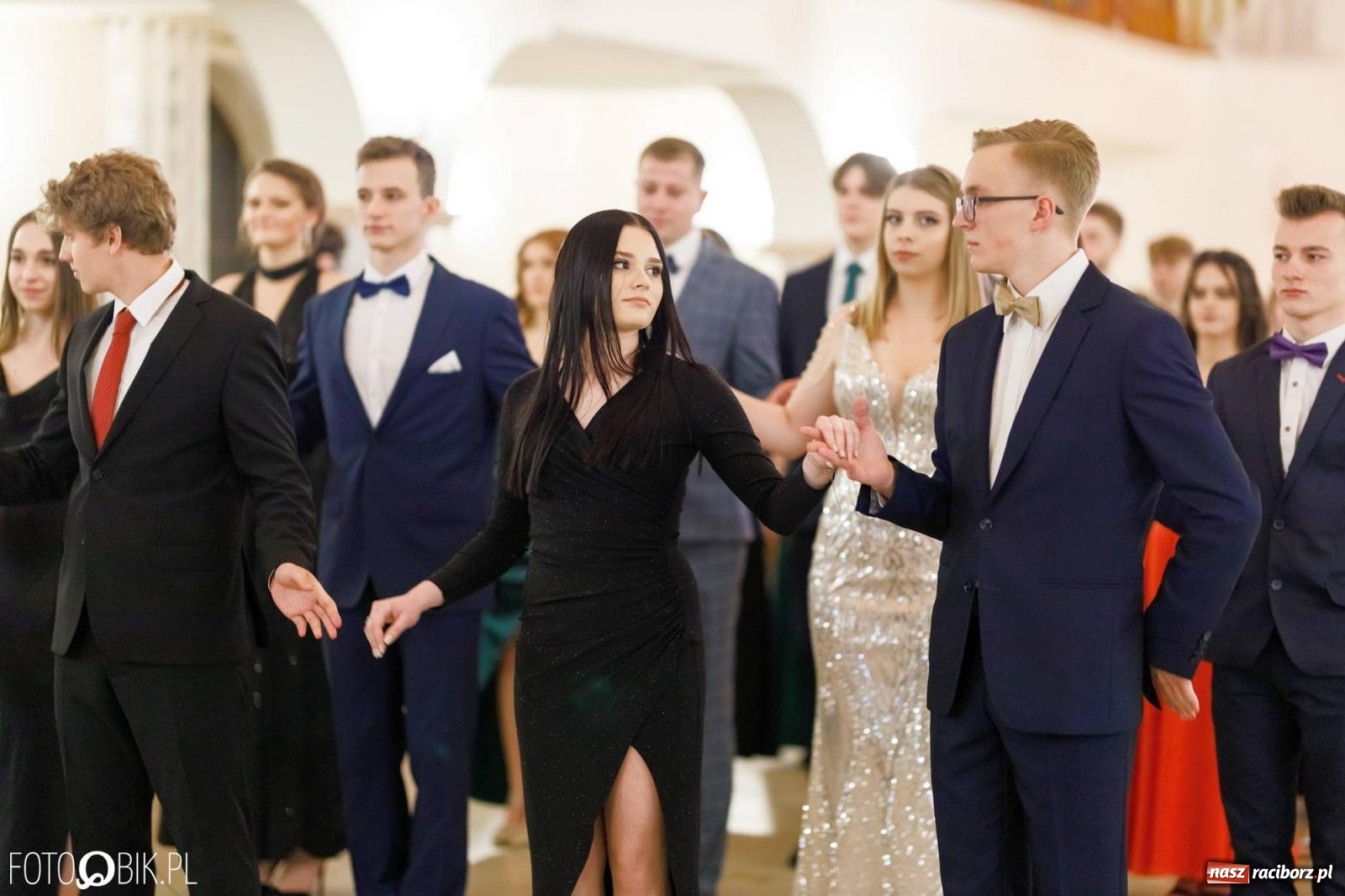 Zdjęcie w galerii na portalu naszraciborz.pl: Studniówka I LO im. Jana Kasprowicza [FOTO i WIDEO] wiadomości z regionu