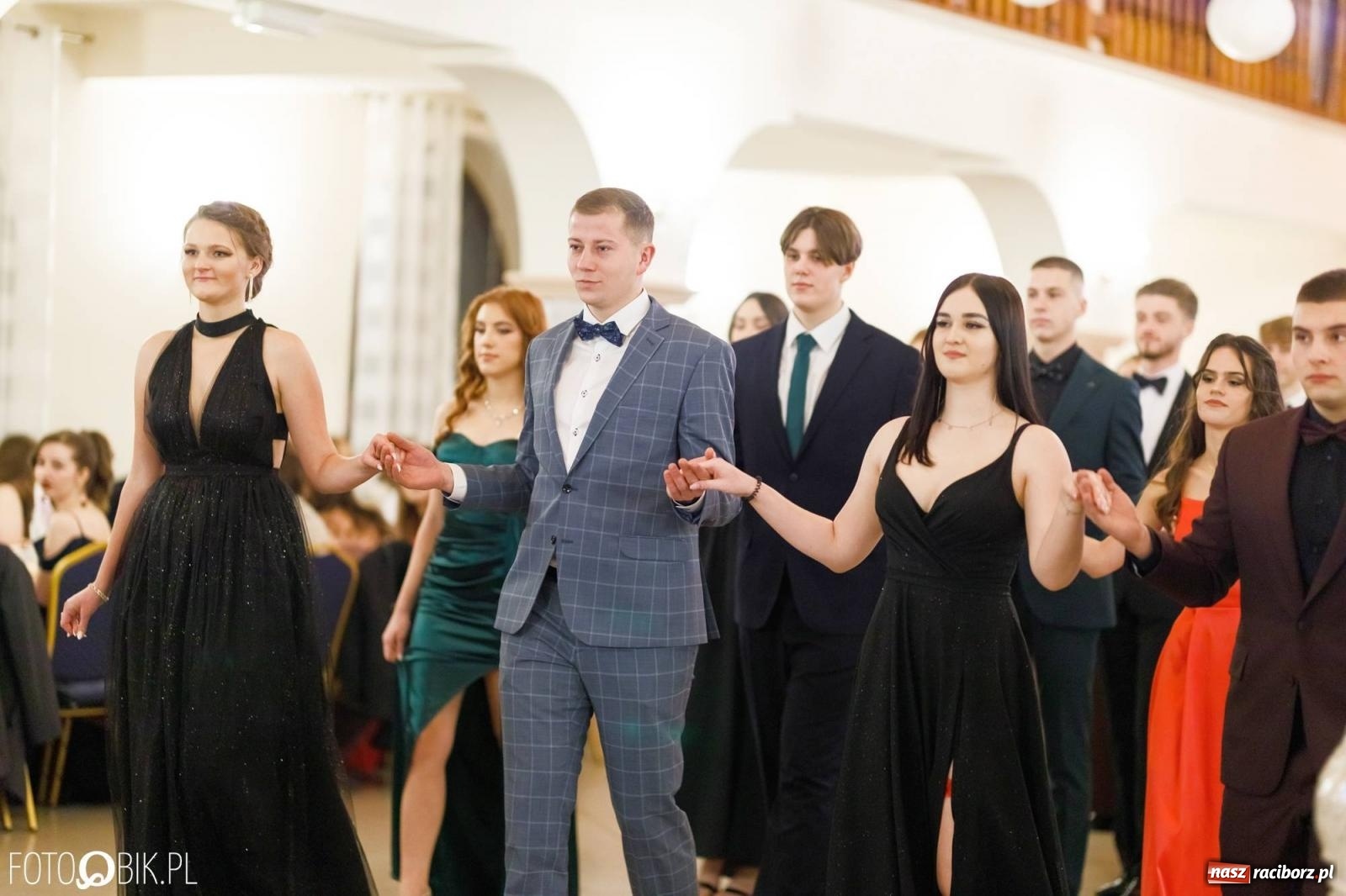 Zdjęcie w galerii na portalu naszraciborz.pl: Studniówka I LO im. Jana Kasprowicza [FOTO i WIDEO] wiadomości z regionu