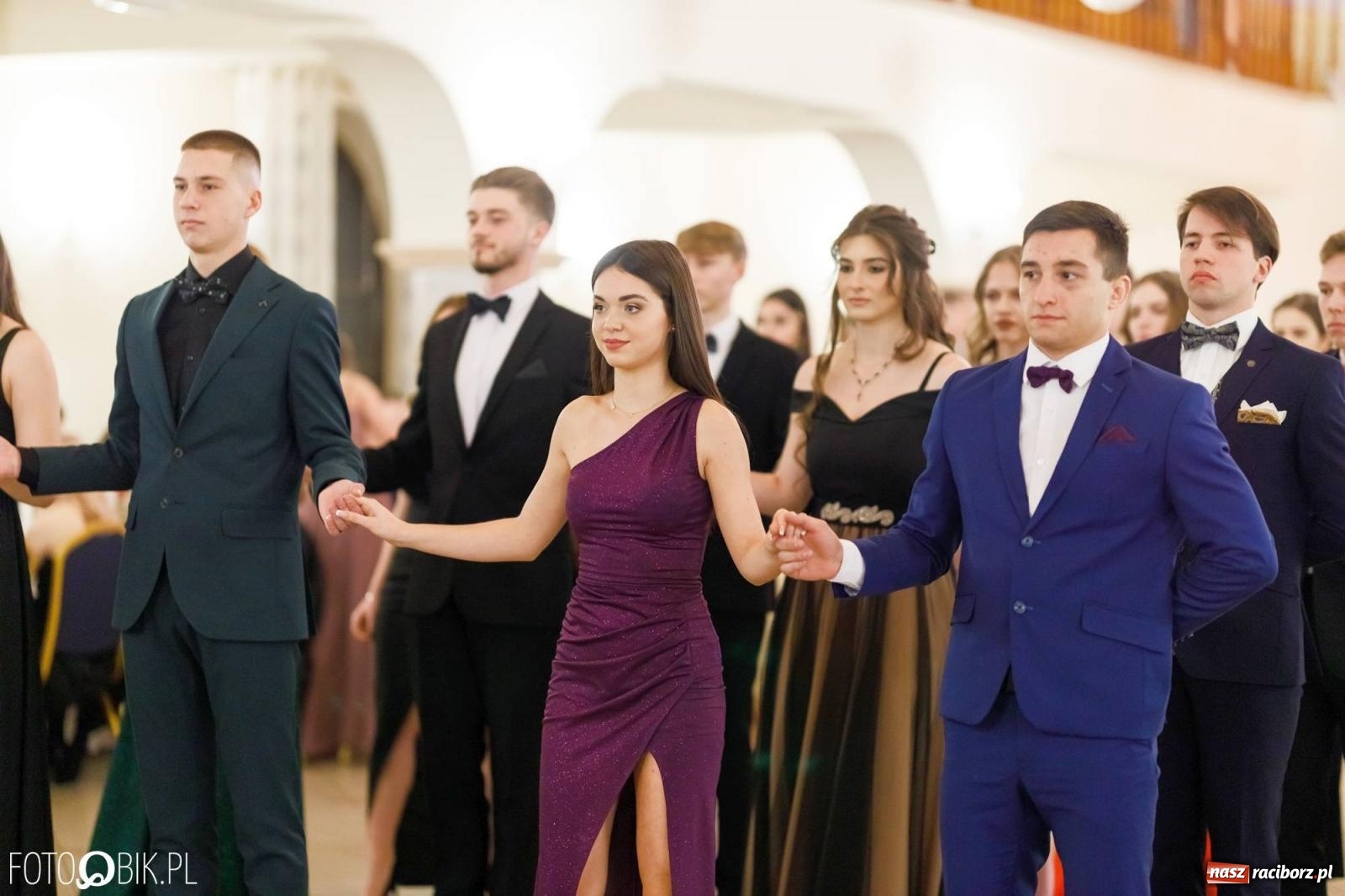 Zdjęcie w galerii na portalu naszraciborz.pl: Studniówka I LO im. Jana Kasprowicza [FOTO i WIDEO] wiadomości z regionu