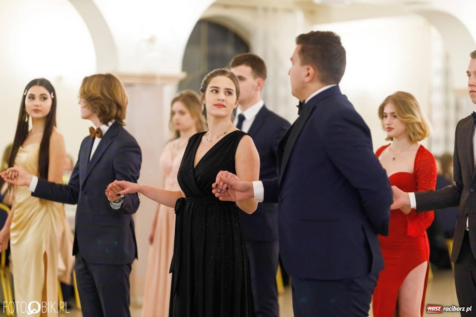 Zdjęcie w galerii na portalu naszraciborz.pl: Studniówka I LO im. Jana Kasprowicza [FOTO i WIDEO] wiadomości z regionu