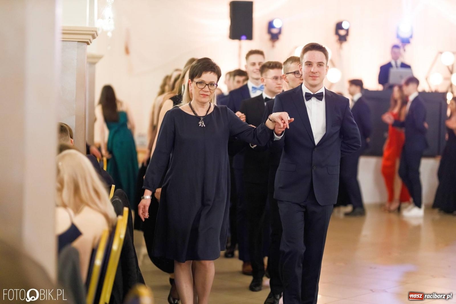 Zdjęcie w galerii na portalu naszraciborz.pl: Studniówka I LO im. Jana Kasprowicza [FOTO i WIDEO] wiadomości z regionu