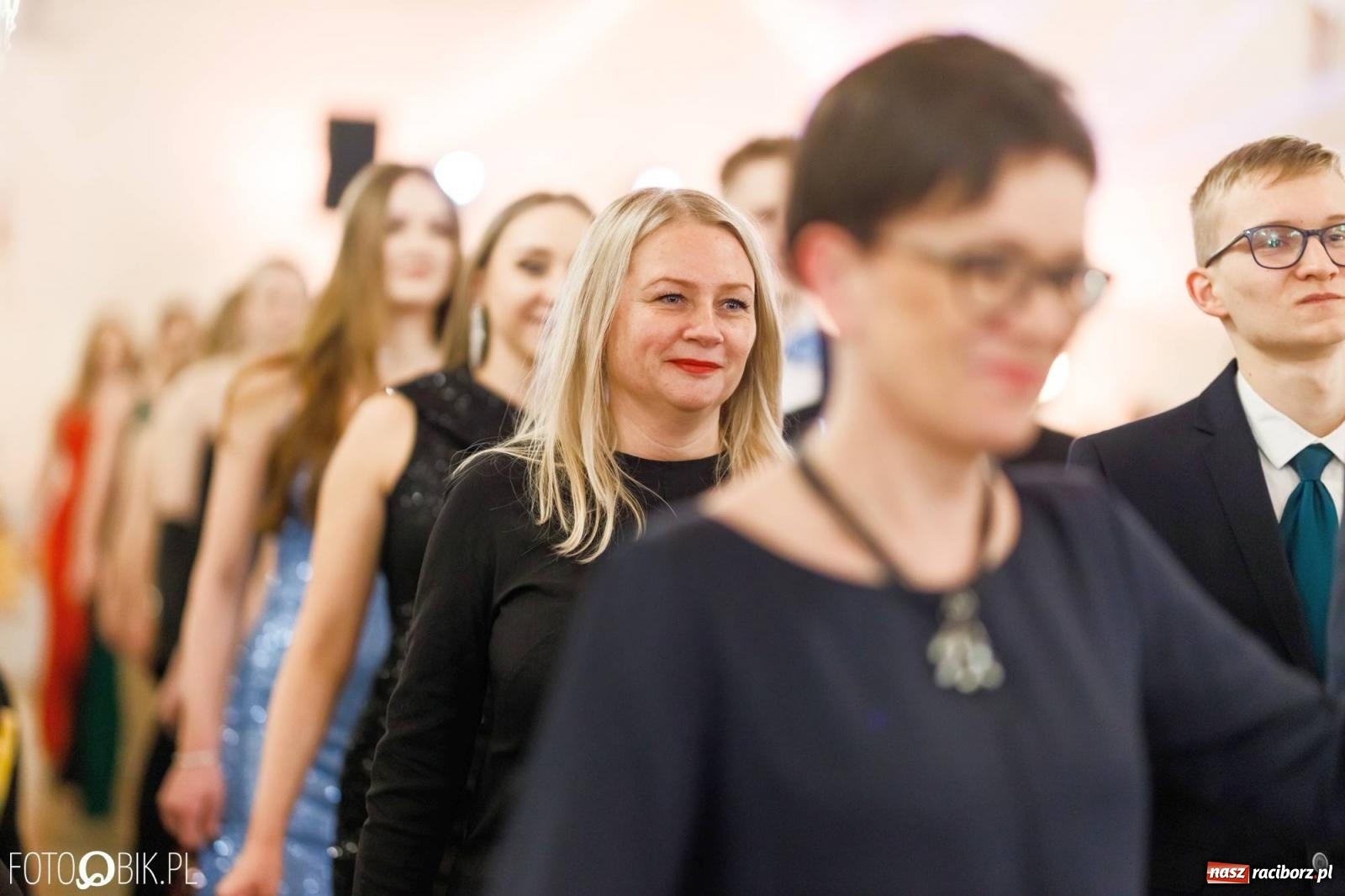 Zdjęcie w galerii na portalu naszraciborz.pl: Studniówka I LO im. Jana Kasprowicza [FOTO i WIDEO] wiadomości z regionu