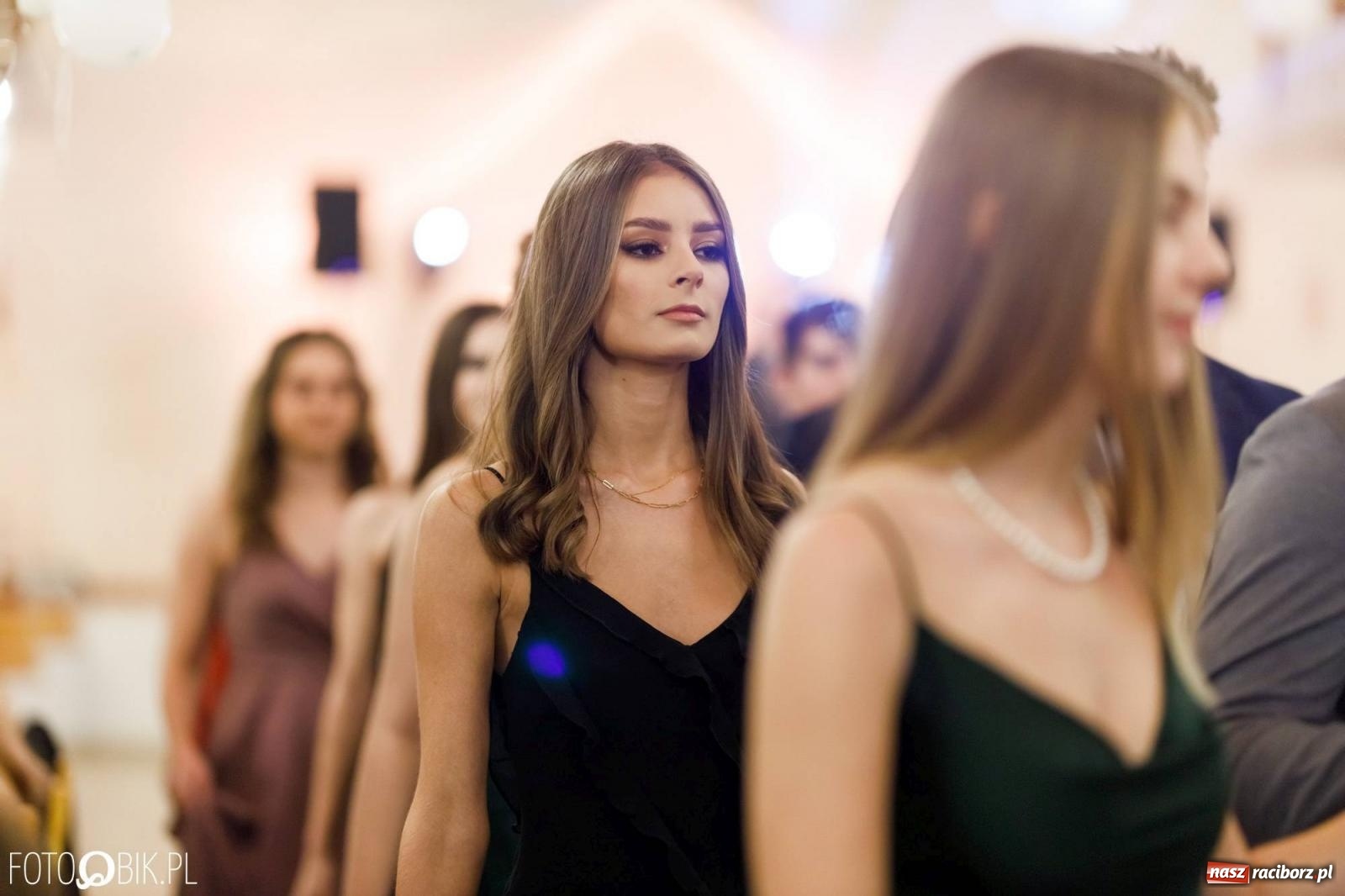 Zdjęcie w galerii na portalu naszraciborz.pl: Studniówka I LO im. Jana Kasprowicza [FOTO i WIDEO] wiadomości z regionu