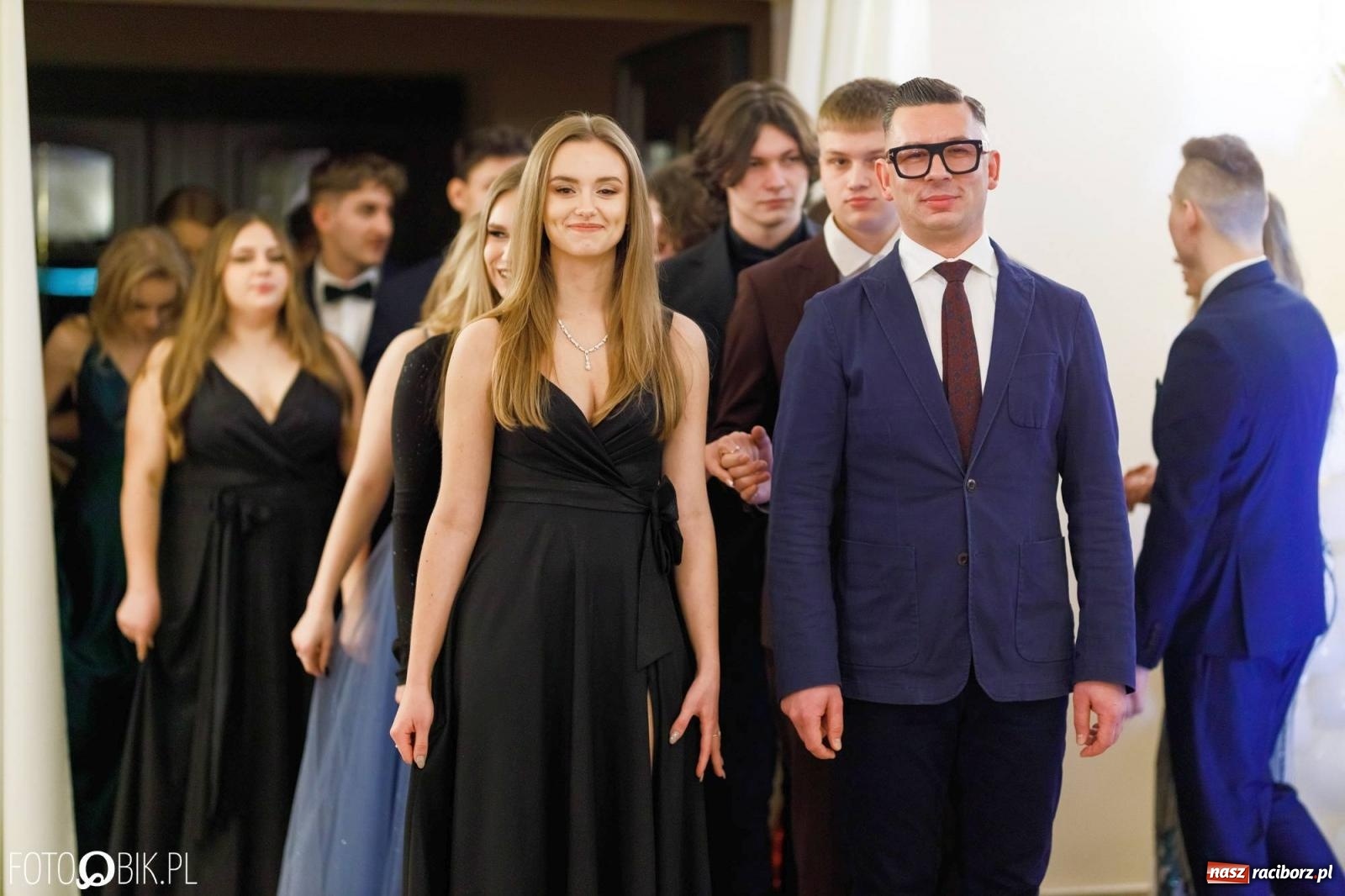 Zdjęcie w galerii na portalu naszraciborz.pl: Studniówka I LO im. Jana Kasprowicza [FOTO i WIDEO] wiadomości z regionu