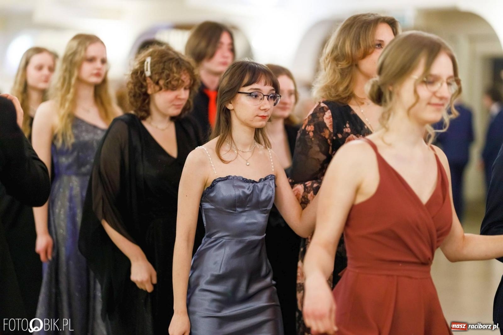 Zdjęcie w galerii na portalu naszraciborz.pl: Studniówka I LO im. Jana Kasprowicza [FOTO i WIDEO] wiadomości z regionu