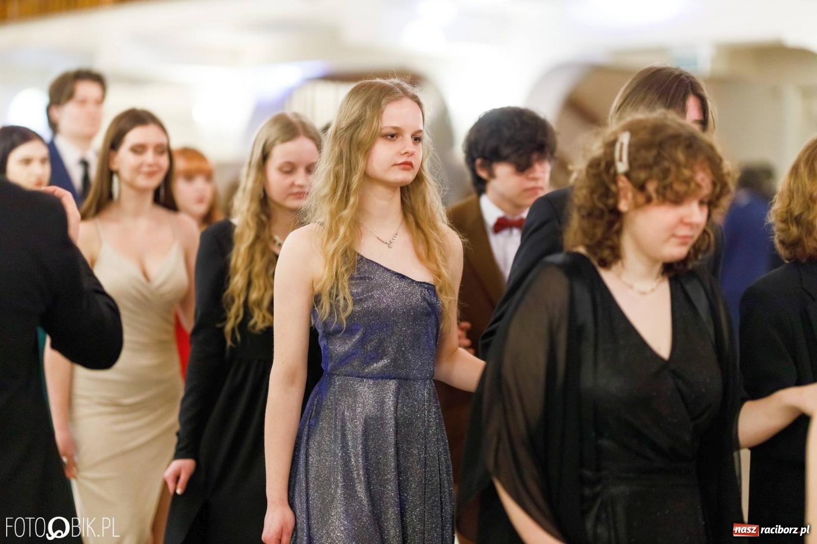 Zdjęcie w galerii na portalu naszraciborz.pl: Studniówka I LO im. Jana Kasprowicza [FOTO i WIDEO] wiadomości z regionu