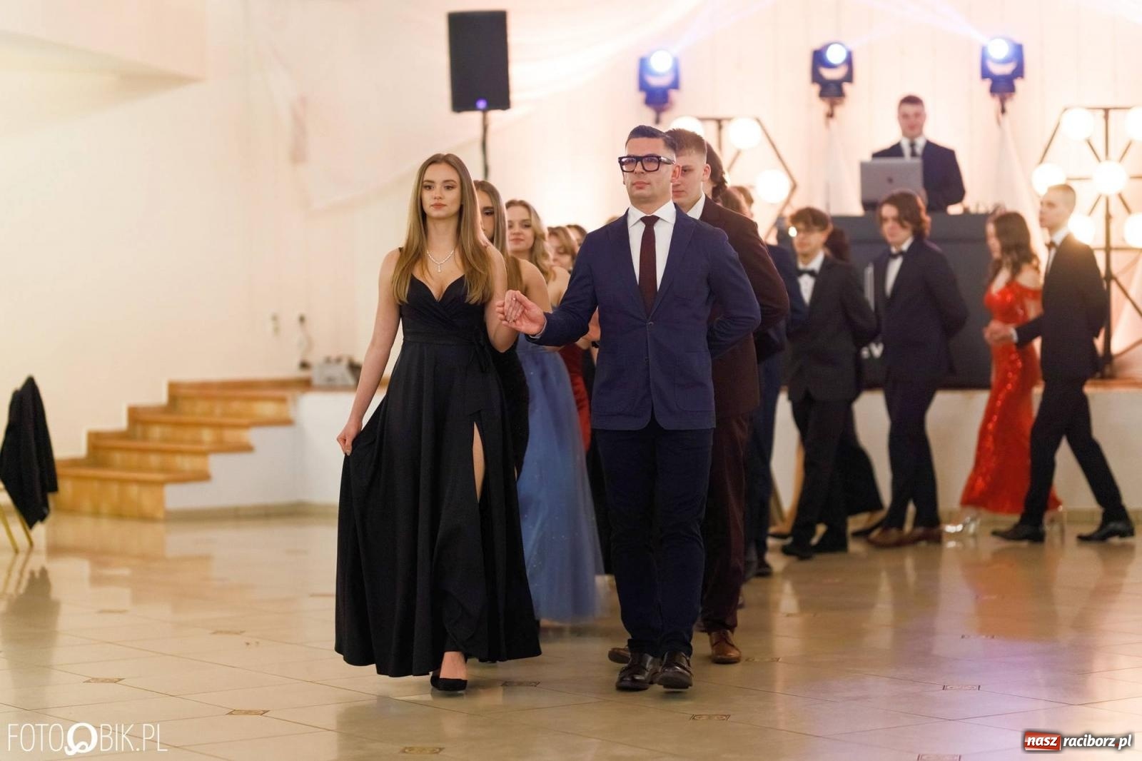 Zdjęcie w galerii na portalu naszraciborz.pl: Studniówka I LO im. Jana Kasprowicza [FOTO i WIDEO] wiadomości z regionu