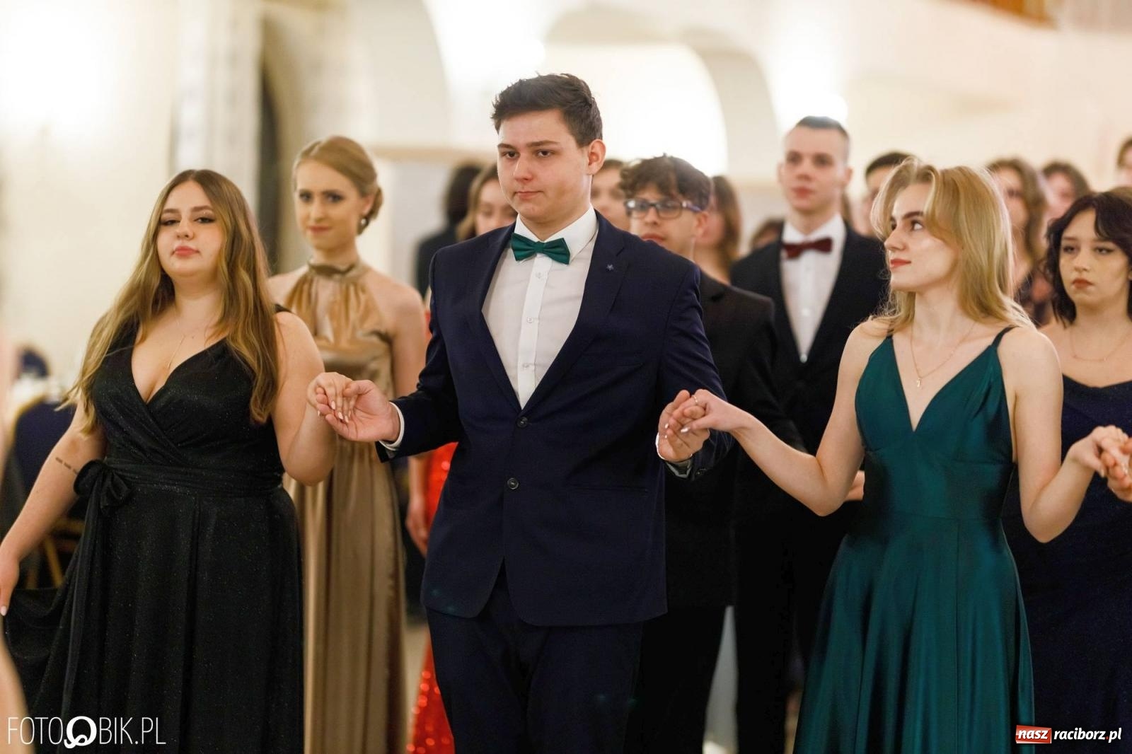Zdjęcie w galerii na portalu naszraciborz.pl: Studniówka I LO im. Jana Kasprowicza [FOTO i WIDEO] wiadomości z regionu