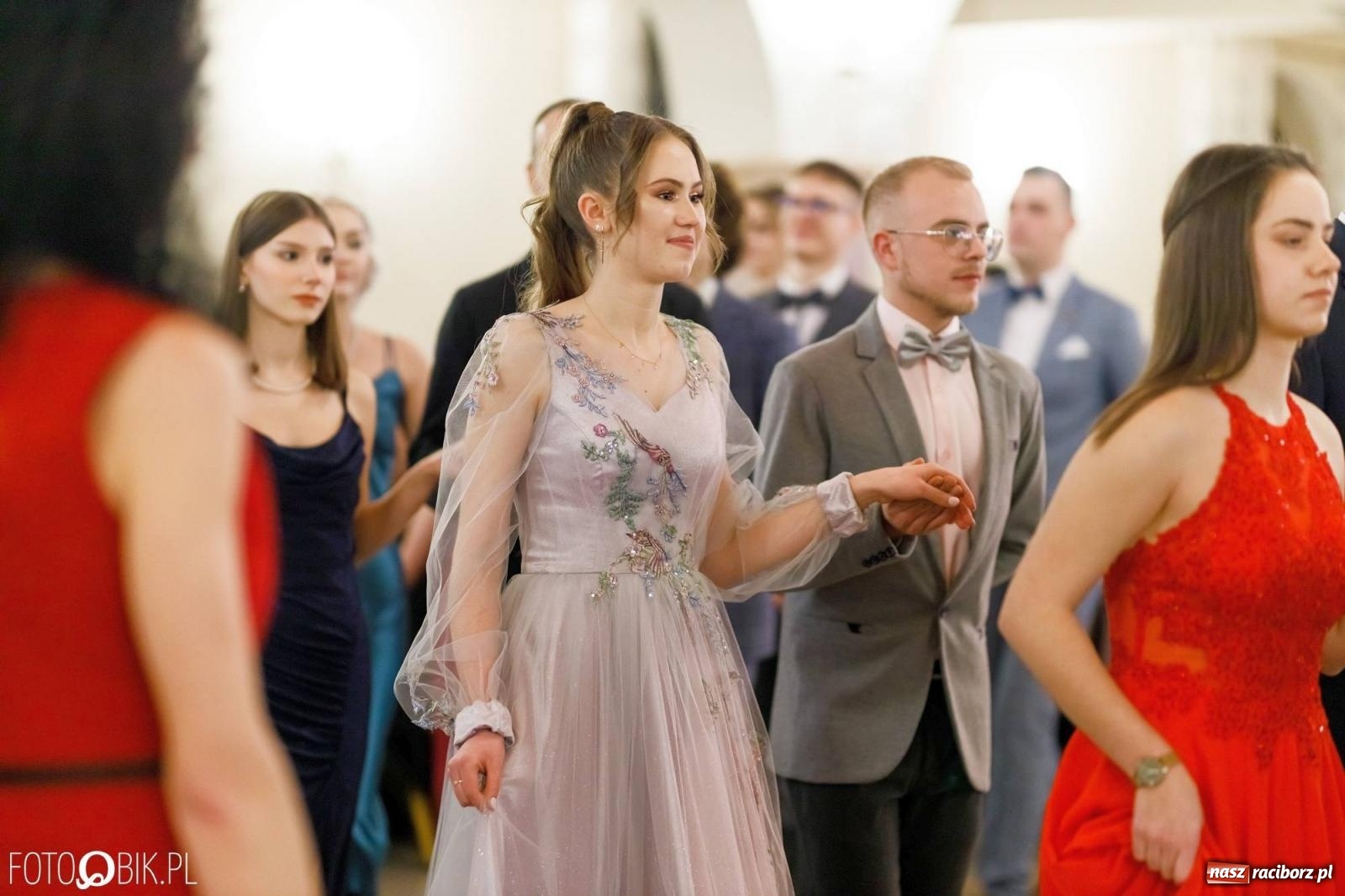 Zdjęcie w galerii na portalu naszraciborz.pl: Studniówka I LO im. Jana Kasprowicza [FOTO i WIDEO] wiadomości z regionu