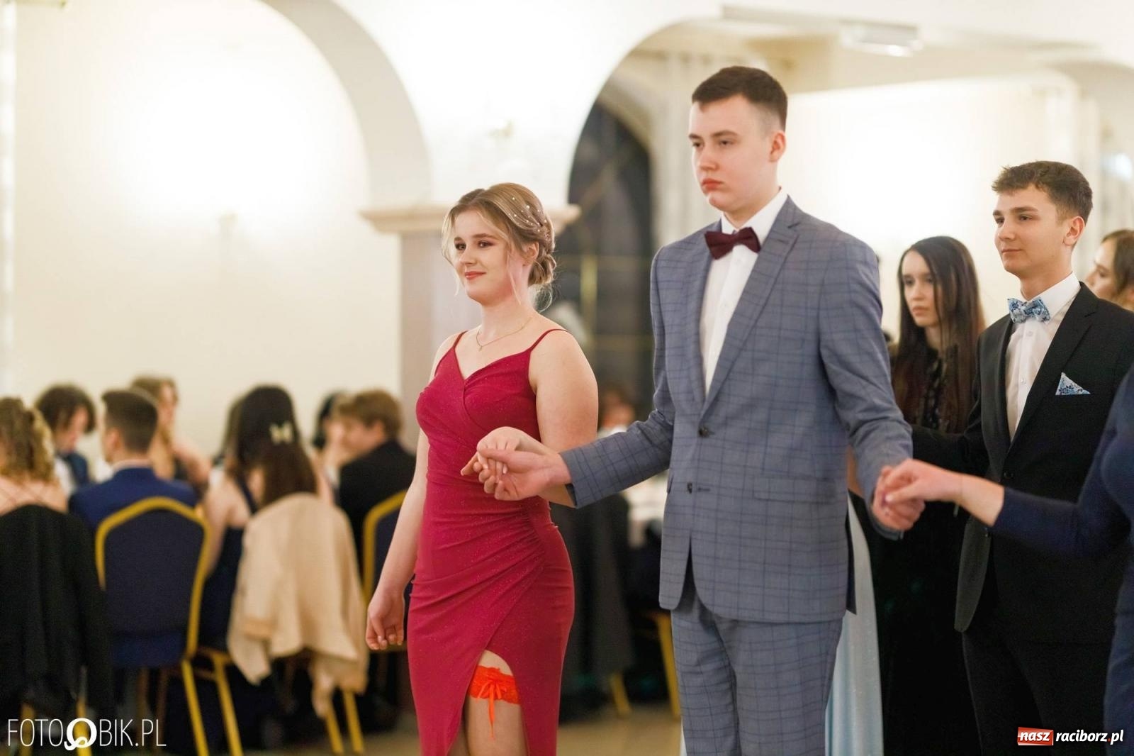 Zdjęcie w galerii na portalu naszraciborz.pl: Studniówka I LO im. Jana Kasprowicza [FOTO i WIDEO] wiadomości z regionu