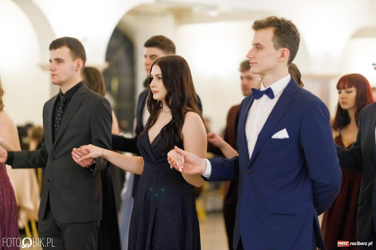 Zdjęcie w galerii na portalu naszraciborz.pl: Studniówka I LO im. Jana Kasprowicza [FOTO i WIDEO] wiadomości z regionu