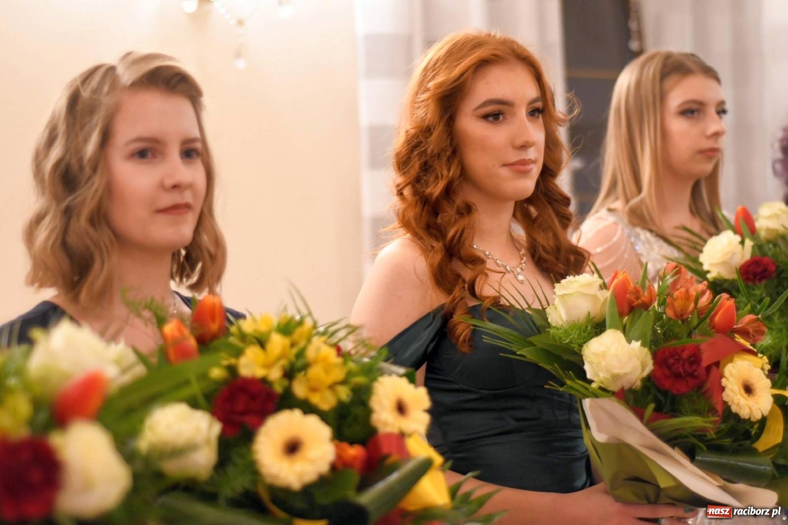 Zdjęcie w galerii na portalu naszraciborz.pl: Studniówka I LO im. Jana Kasprowicza [FOTO i WIDEO] wiadomości z regionu