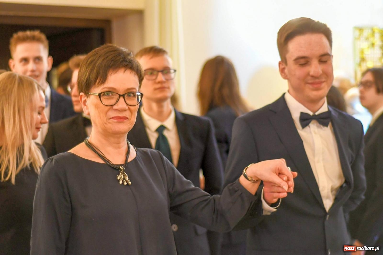 Zdjęcie w galerii na portalu naszraciborz.pl: Studniówka I LO im. Jana Kasprowicza [FOTO i WIDEO] wiadomości z regionu