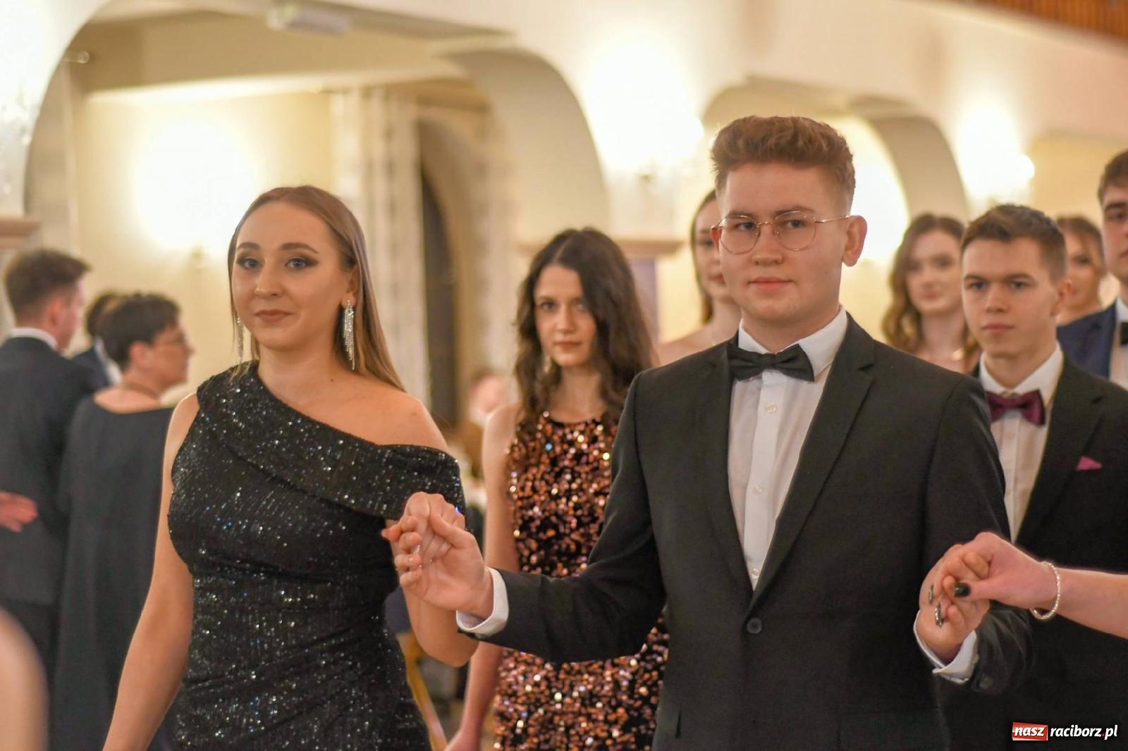 Zdjęcie w galerii na portalu naszraciborz.pl: Studniówka I LO im. Jana Kasprowicza [FOTO i WIDEO] wiadomości z regionu