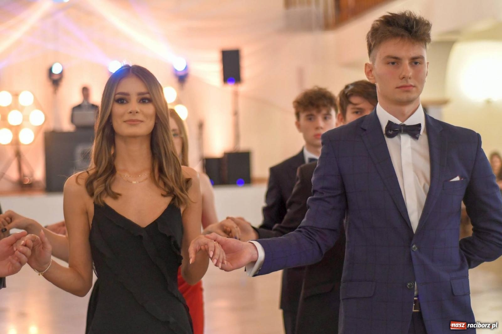 Zdjęcie w galerii na portalu naszraciborz.pl: Studniówka I LO im. Jana Kasprowicza [FOTO i WIDEO] wiadomości z regionu
