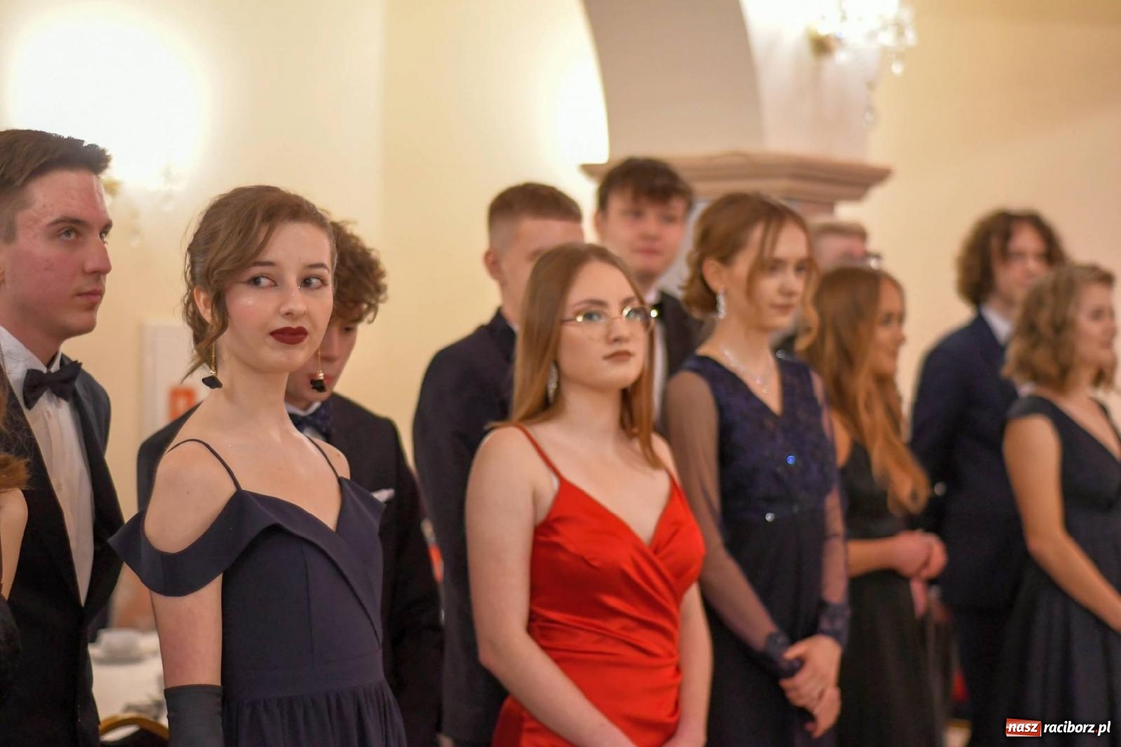 Zdjęcie w galerii na portalu naszraciborz.pl: Studniówka I LO im. Jana Kasprowicza [FOTO i WIDEO] wiadomości z regionu