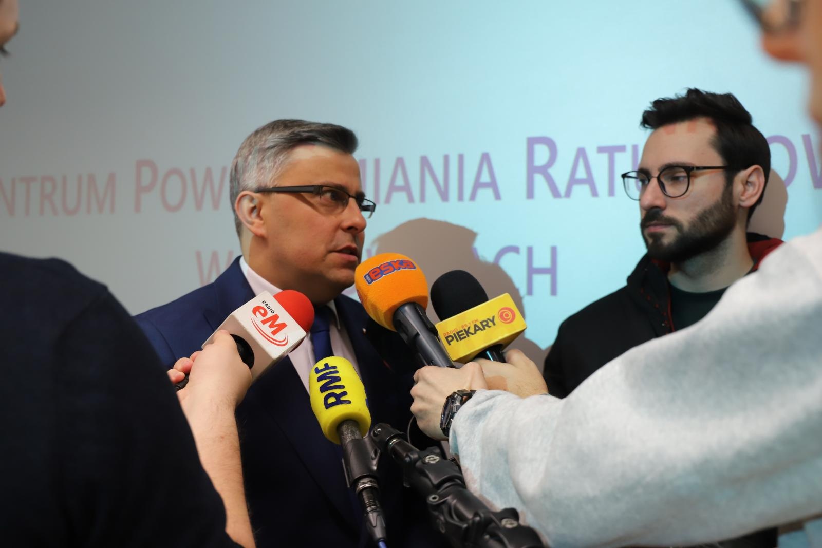 Zdjęcie w galerii na portalu naszraciborz.pl: Kluczowe 9,9 sekund dla 112. Europejski Dzień Numeru Alarmowego 112 w Śląskiem wiadomości z regionu