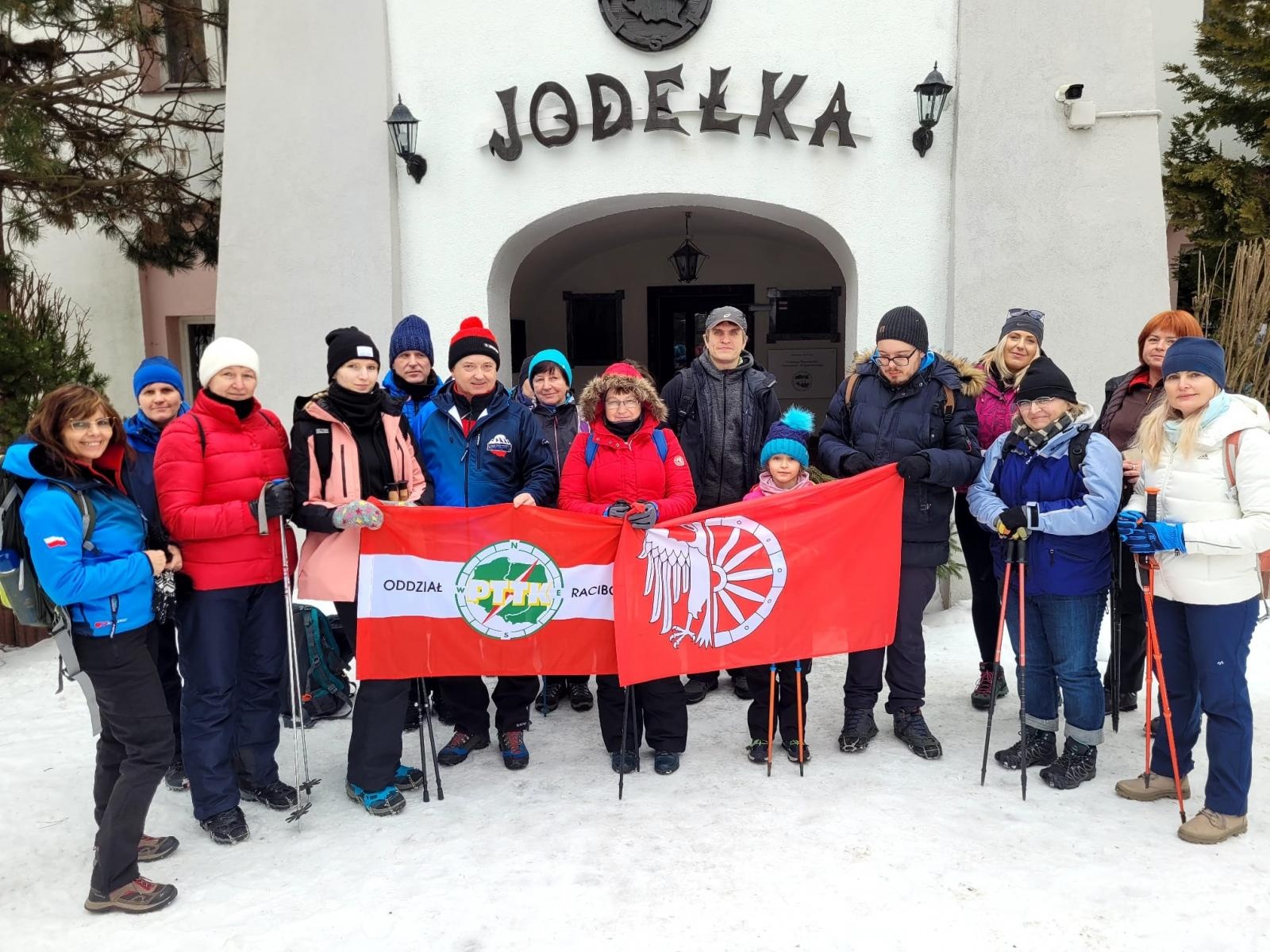 Zdjęcie w galerii na portalu naszraciborz.pl: Wędrowcy z raciborskiego PTTK wkroczyli w nowy sezon wiadomości z regionu