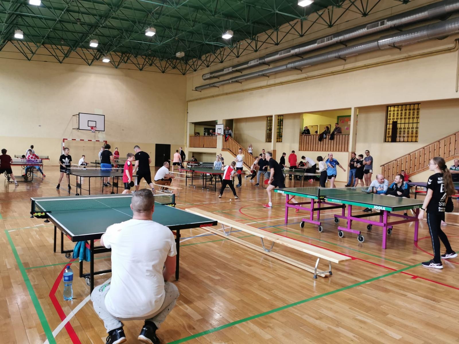 Zdjęcie w galerii na portalu naszraciborz.pl: Tenis stołowy. Rywalizacja o puchar wójta za nami wiadomości z regionu