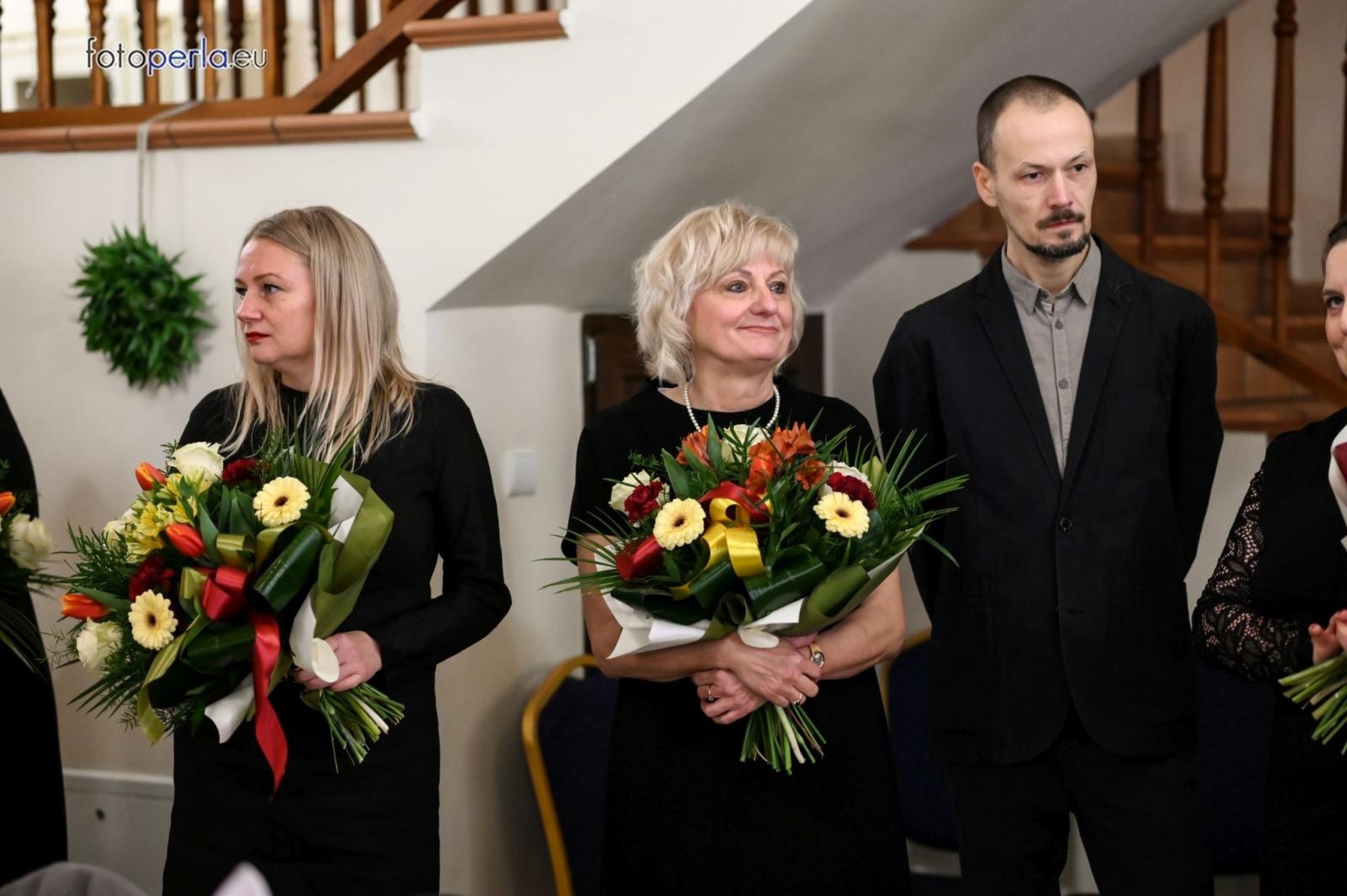 Zdjęcie w galerii na portalu naszraciborz.pl: Bal maturalny raciborskiego Kasprowicza na bis wiadomości z regionu
