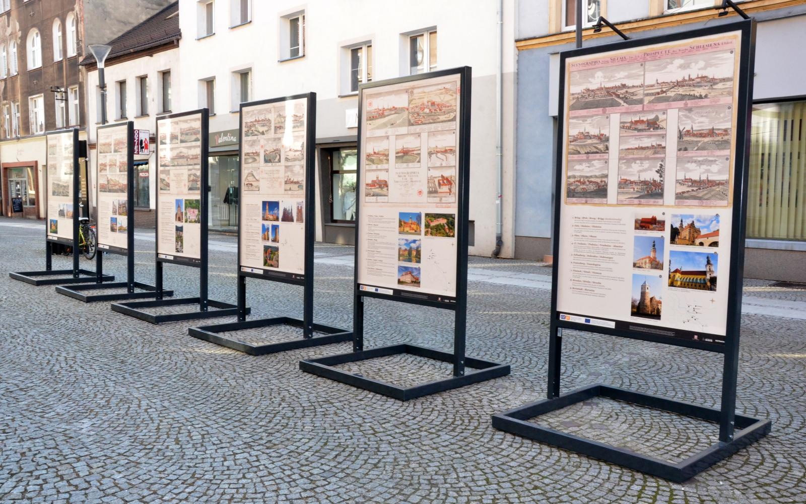 Zdjęcie w galerii na portalu naszraciborz.pl: Śląskie miasta wczoraj i dziś. Nowa wystawa w Raciborzu wiadomości z regionu