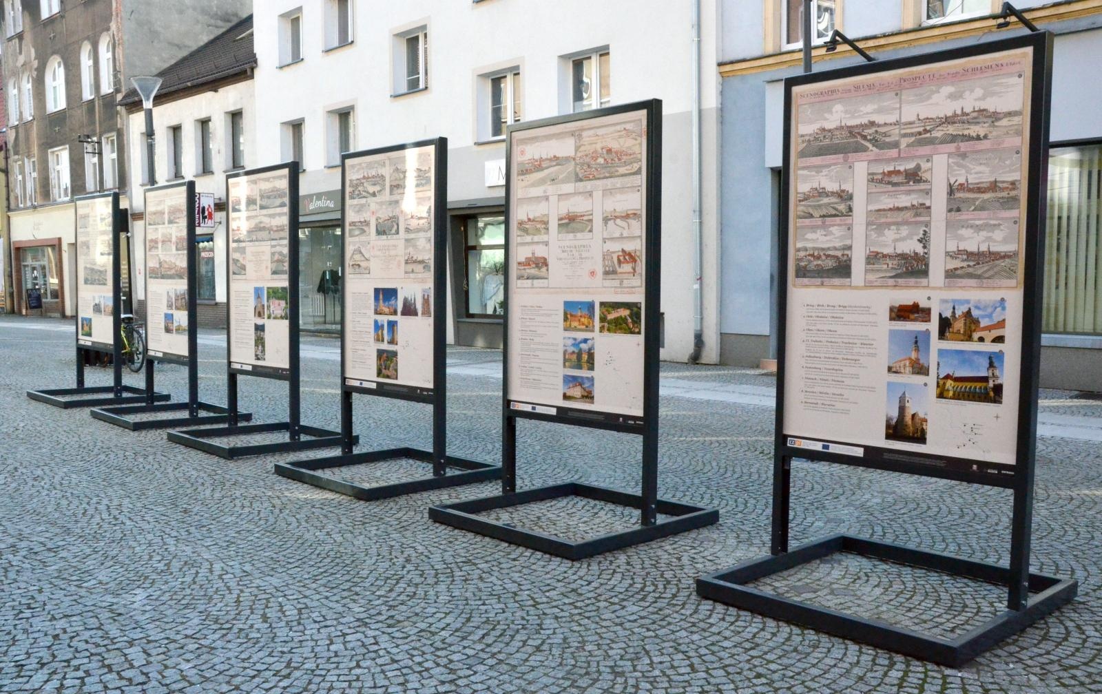 Zdjęcie w galerii na portalu naszraciborz.pl: Śląskie miasta wczoraj i dziś. Nowa wystawa w Raciborzu wiadomości z regionu
