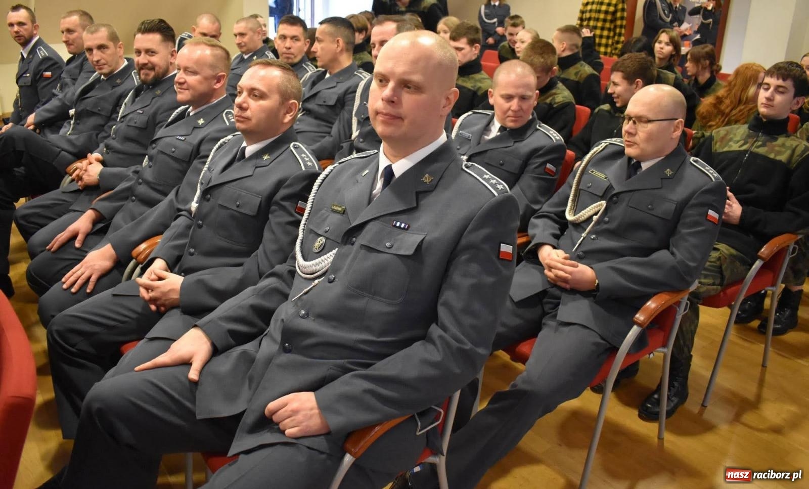 Zdjęcie w galerii na portalu naszraciborz.pl: Okręgowe obchody Dnia Tradycji Służby Więziennej na zamku w Raciborzu wiadomości z regionu