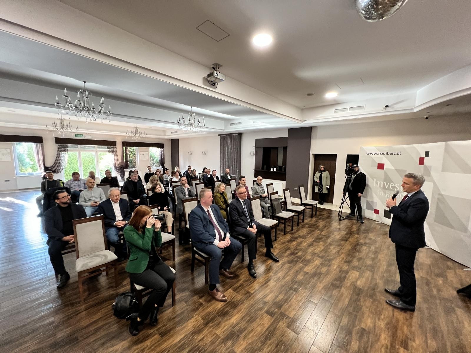 Zdjęcie w galerii na portalu naszraciborz.pl: Nie jestem tubą rządu i nie będę. Rzecznik MŚP w Raciborzu wiadomości z regionu