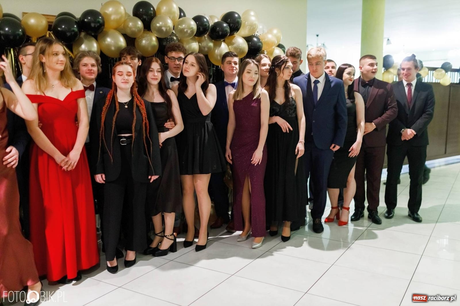 Zdjęcie w galerii na portalu naszraciborz.pl: Bal studniówkowy raciborskiego Mechanika [FOTO i WIDEO] wiadomości z regionu