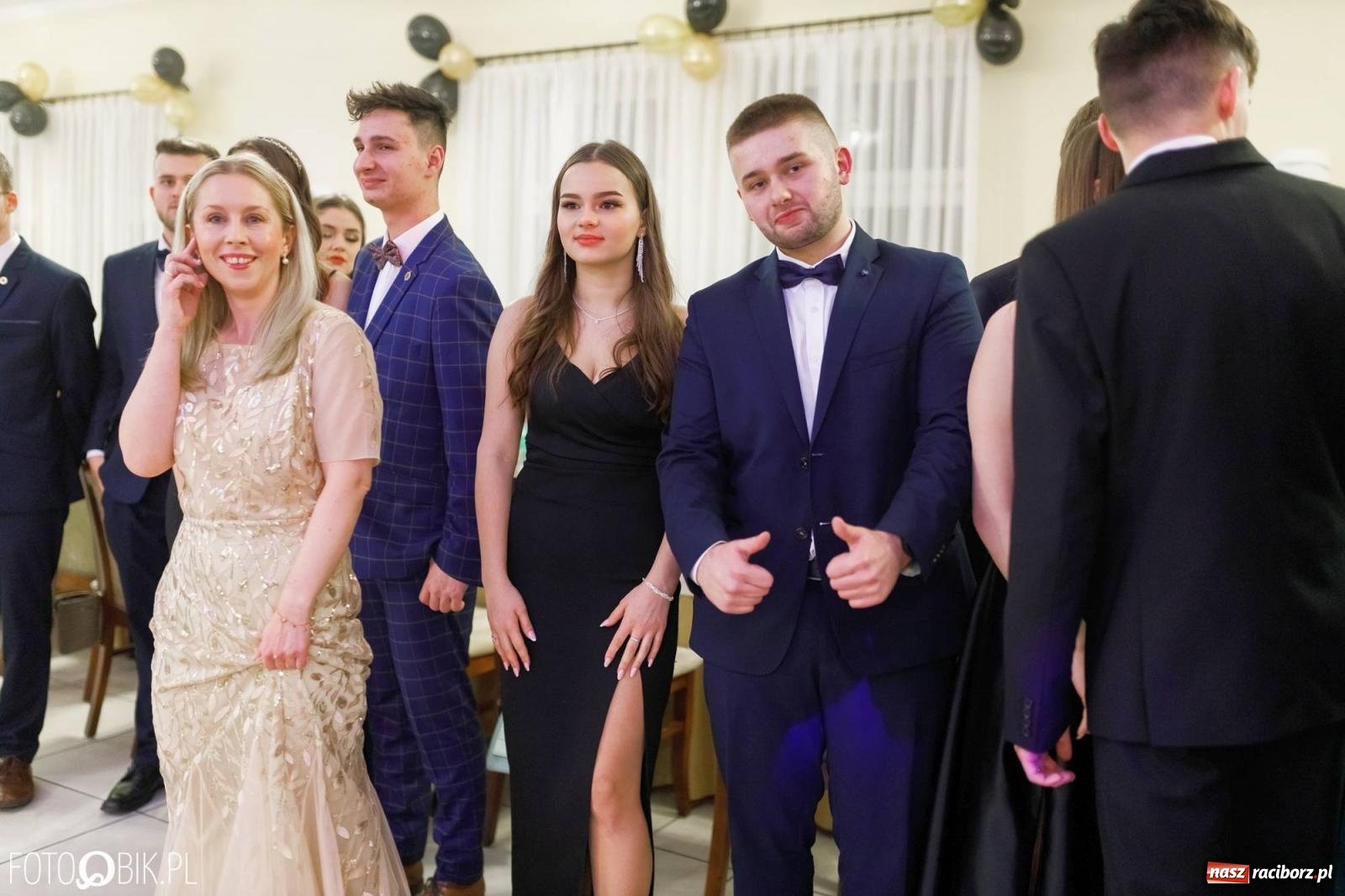 Zdjęcie w galerii na portalu naszraciborz.pl: Bal studniówkowy raciborskiego Mechanika [FOTO i WIDEO] wiadomości z regionu
