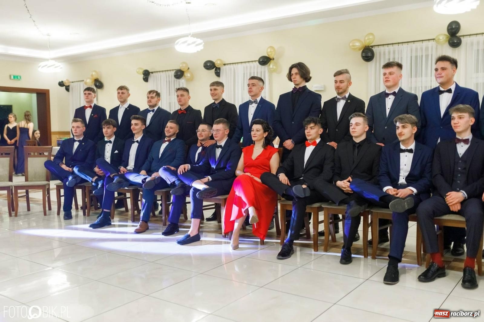 Zdjęcie w galerii na portalu naszraciborz.pl: Bal studniówkowy raciborskiego Mechanika [FOTO i WIDEO] wiadomości z regionu