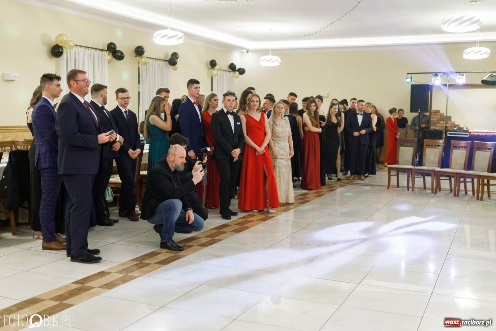 Zdjęcie w galerii na portalu naszraciborz.pl: Bal studniówkowy raciborskiego Mechanika [FOTO i WIDEO] wiadomości z regionu