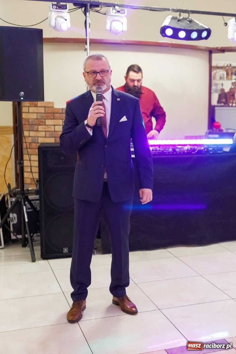 Zdjęcie w galerii na portalu naszraciborz.pl: Bal studniówkowy raciborskiego Mechanika [FOTO i WIDEO] wiadomości z regionu