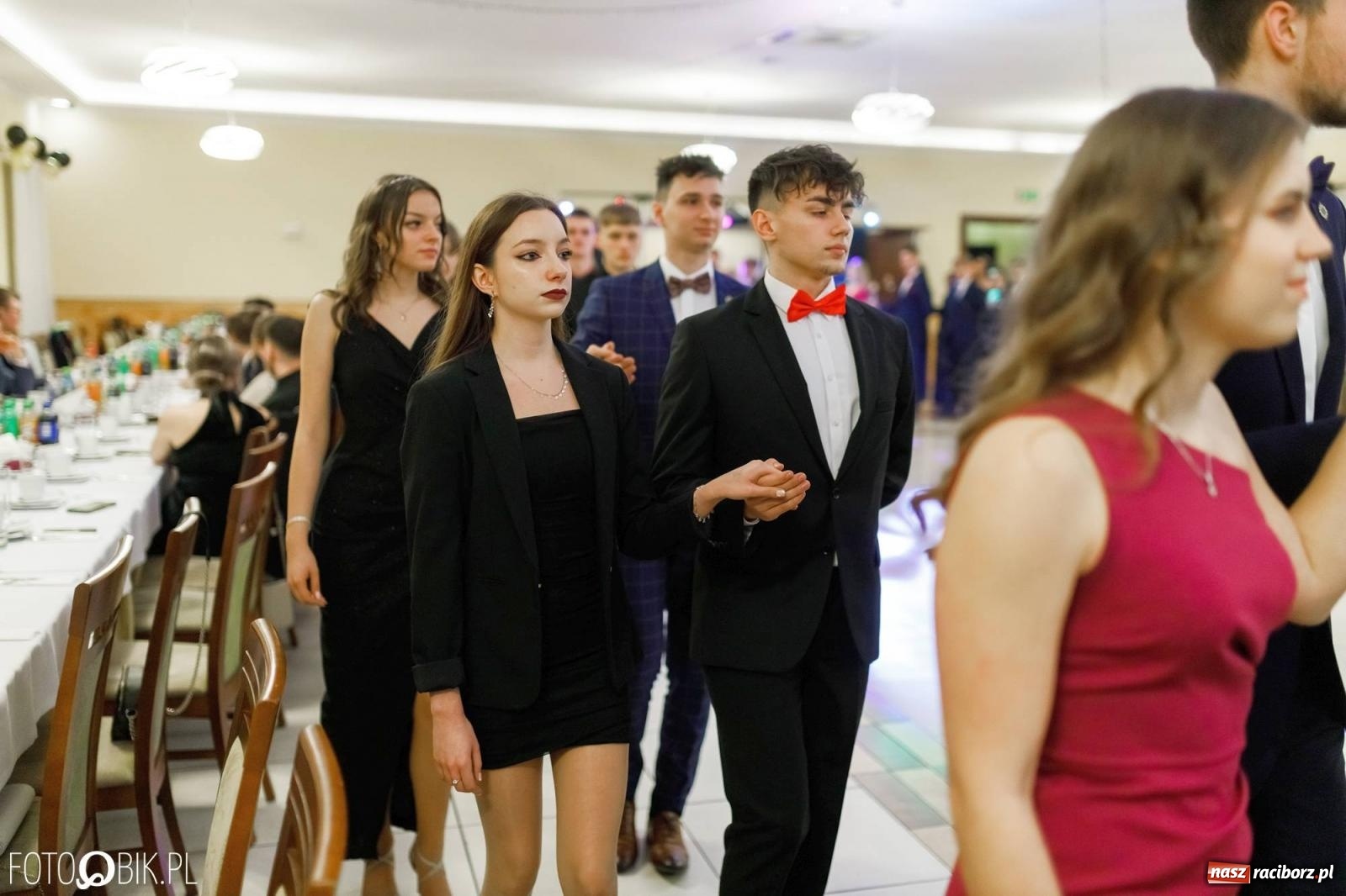 Zdjęcie w galerii na portalu naszraciborz.pl: Bal studniówkowy raciborskiego Mechanika [FOTO i WIDEO] wiadomości z regionu