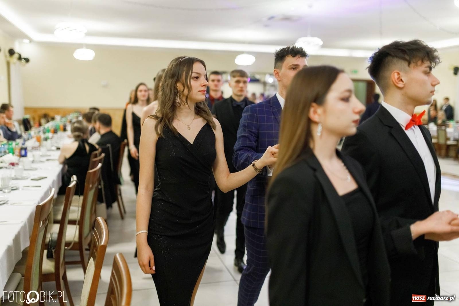Zdjęcie w galerii na portalu naszraciborz.pl: Bal studniówkowy raciborskiego Mechanika [FOTO i WIDEO] wiadomości z regionu