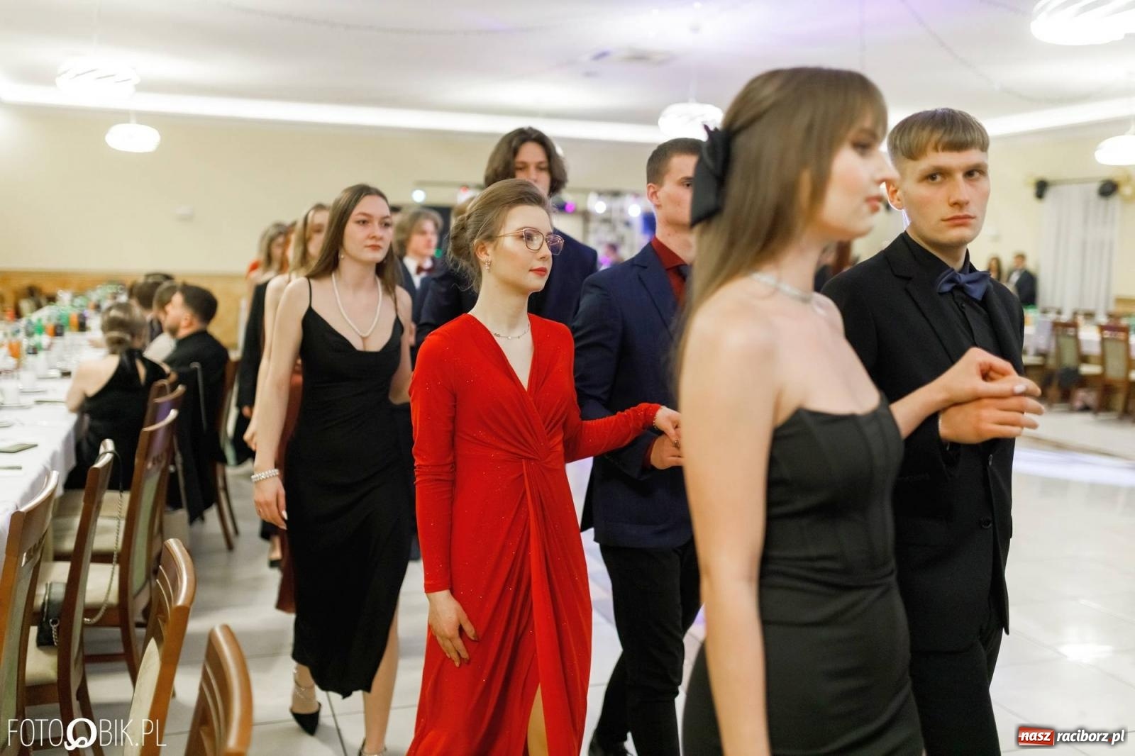 Zdjęcie w galerii na portalu naszraciborz.pl: Bal studniówkowy raciborskiego Mechanika [FOTO i WIDEO] wiadomości z regionu