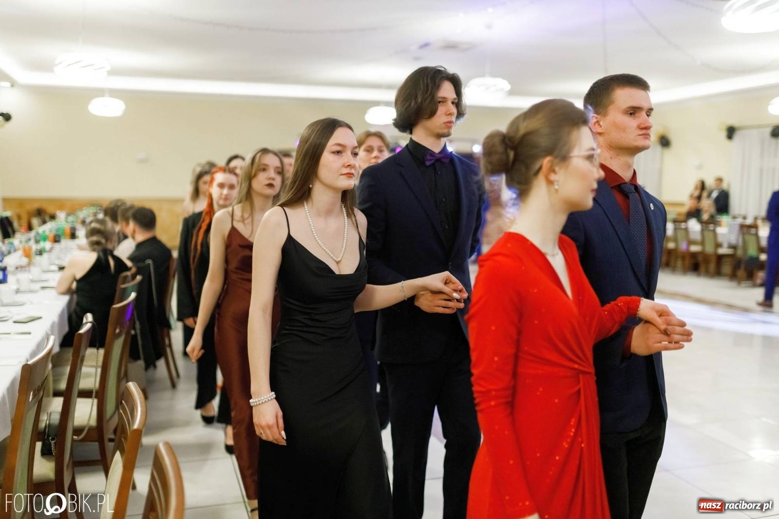 Zdjęcie w galerii na portalu naszraciborz.pl: Bal studniówkowy raciborskiego Mechanika [FOTO i WIDEO] wiadomości z regionu