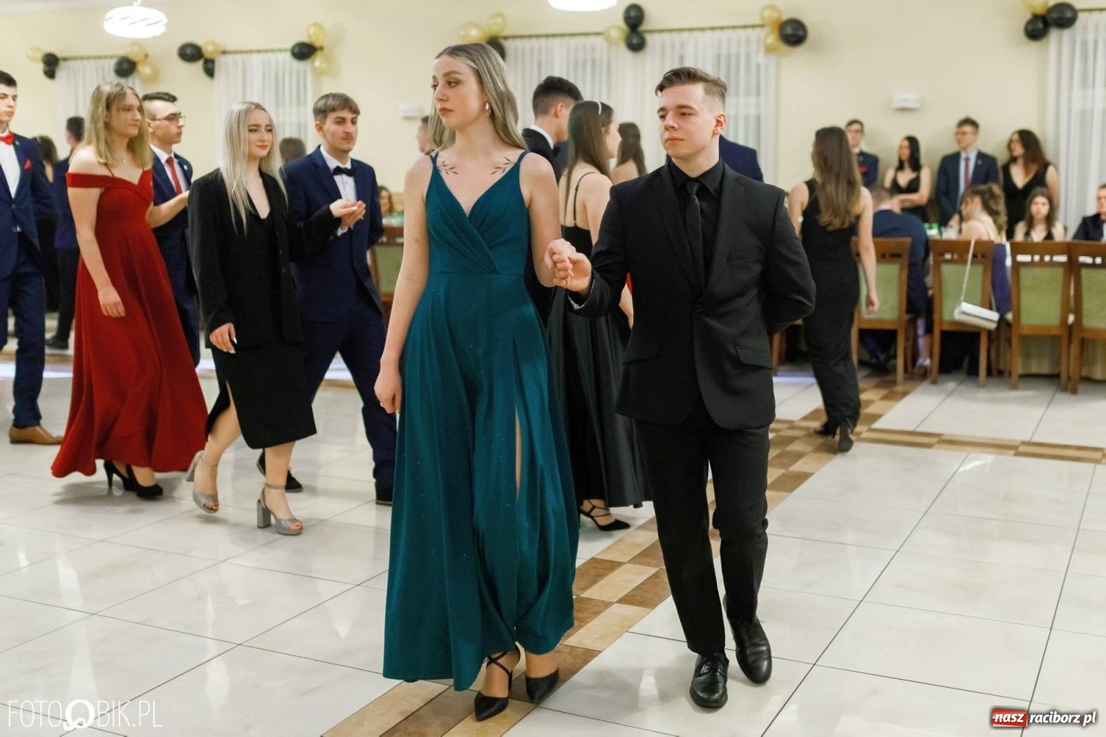 Zdjęcie w galerii na portalu naszraciborz.pl: Bal studniówkowy raciborskiego Mechanika [FOTO i WIDEO] wiadomości z regionu